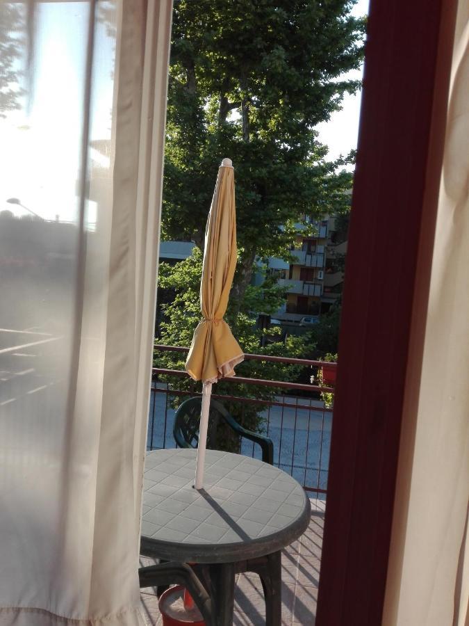 Hotel Villa Lorena Rimini Eksteriør bilde