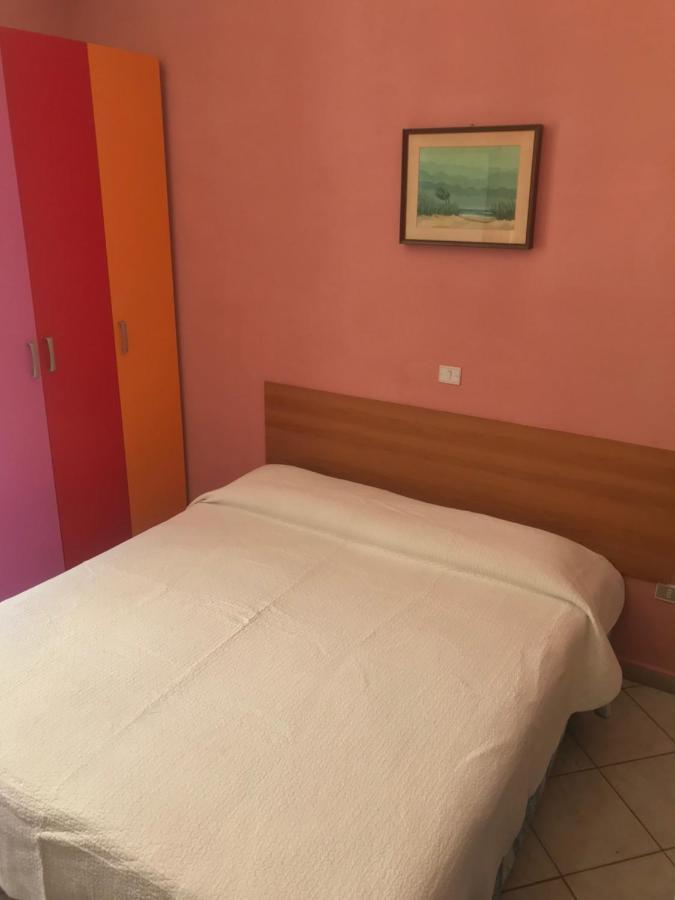 Hotel Villa Lorena Rimini Eksteriør bilde