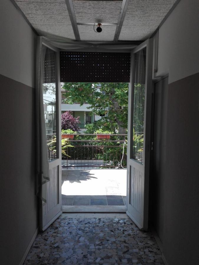 Hotel Villa Lorena Rimini Eksteriør bilde