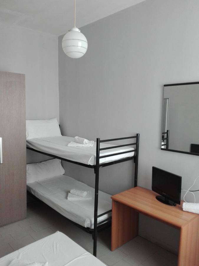 Hotel Villa Lorena Rimini Eksteriør bilde